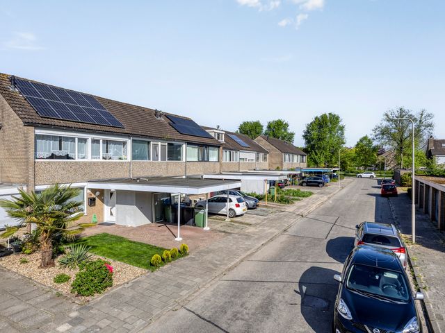 Isabelladonk 11, Roosendaal