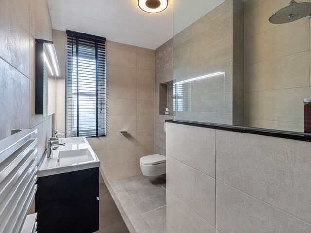 Westrikse Binnenweg 71, Prinsenbeek