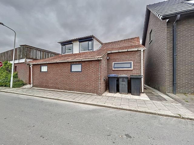 Achtereindstraat 2, Graauw