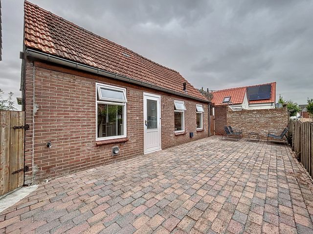 Achtereindstraat 2, Graauw