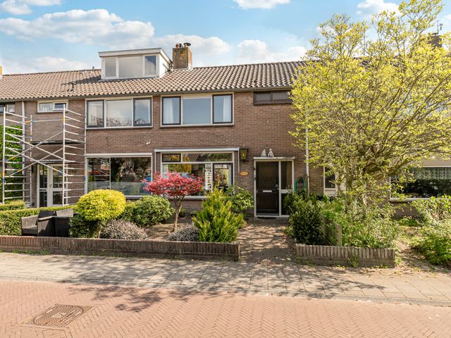 Prinses Margriethof 20, Naarden