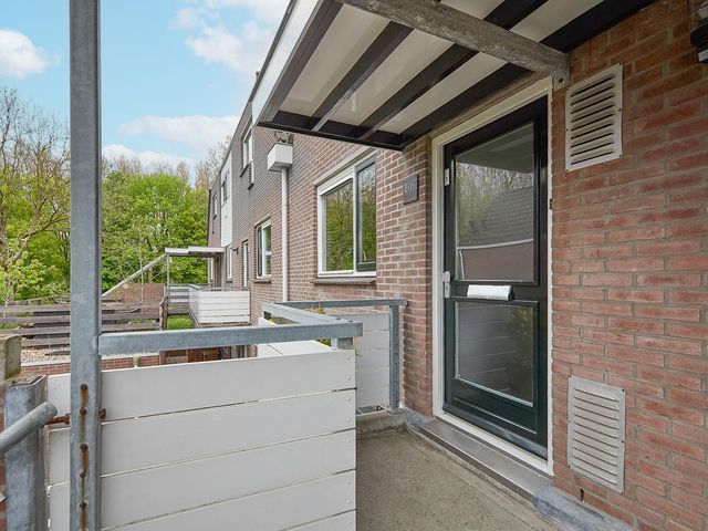 Stoholm 105, Hoofddorp