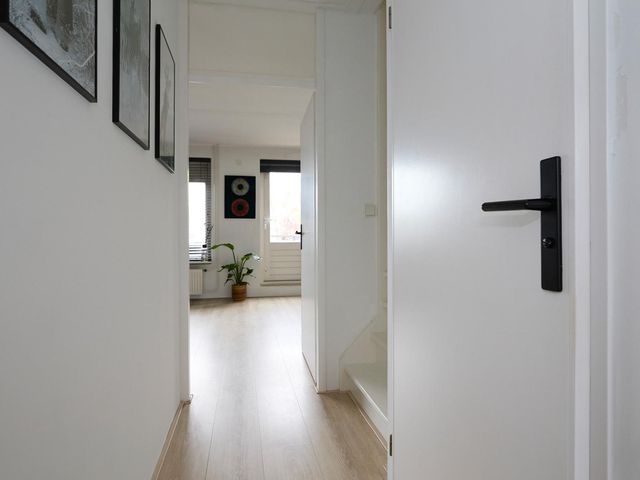 Stoholm 105, Hoofddorp