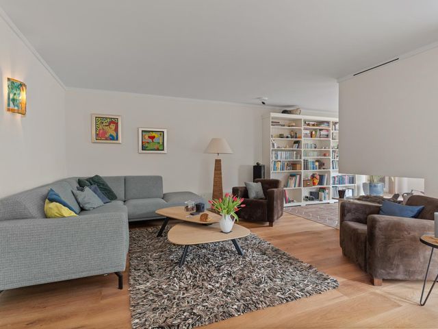 Rougestraat 16, Almere