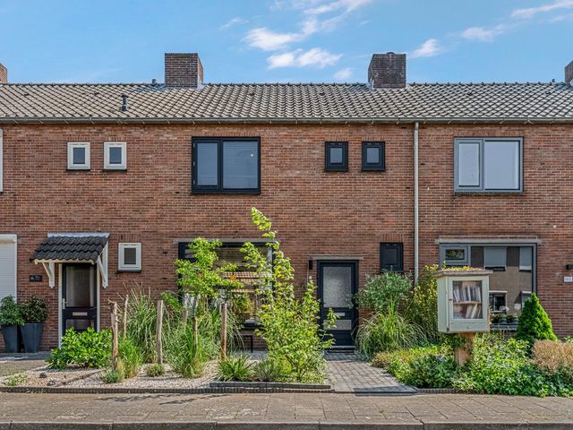 Huchtstraat 56, Haalderen
