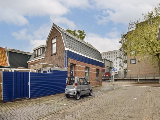 Eendrachtstraat 10, Zaandam