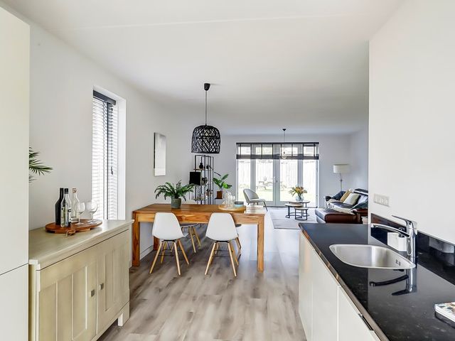 De Vriendschap 42, Zeewolde