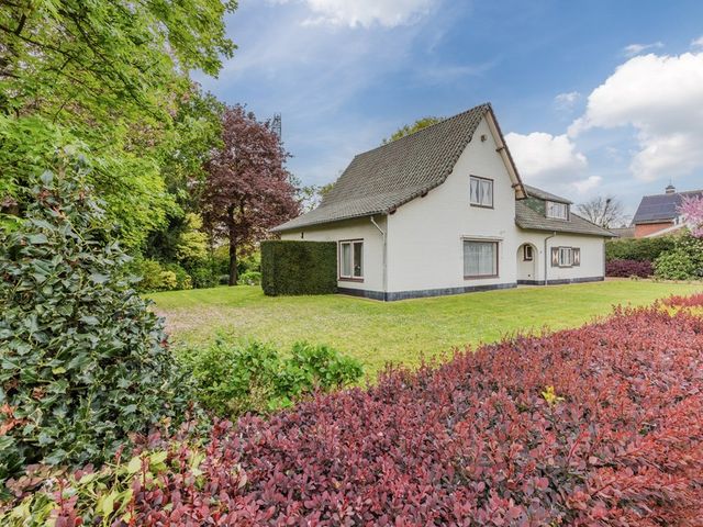 Maasbrachterweg 27, Echt