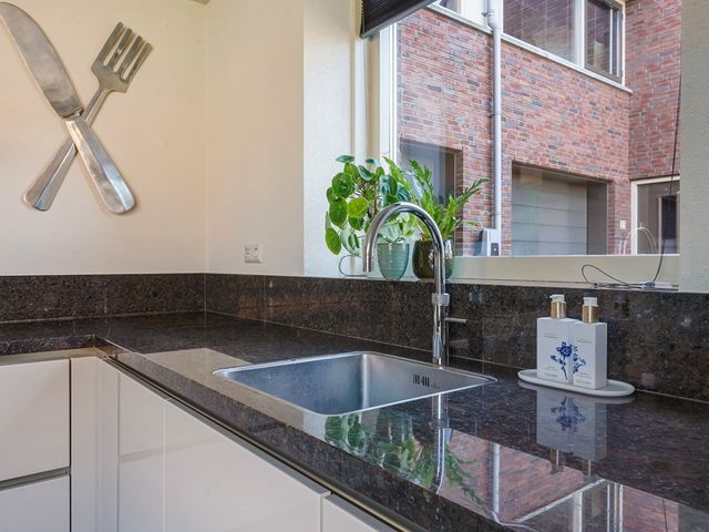 Juttepeer 31, Den Hoorn