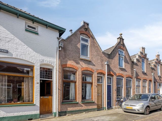 Lombokstraat 7, Dordrecht