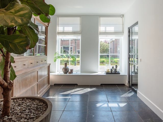 's-Herenstraat 64, Maasland