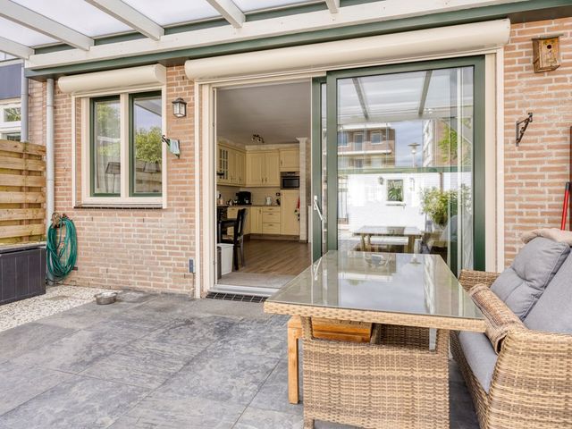 Charlotte de Bourbonstraat 3, Leiderdorp