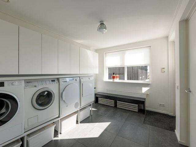 It Ferset 31, Makkum