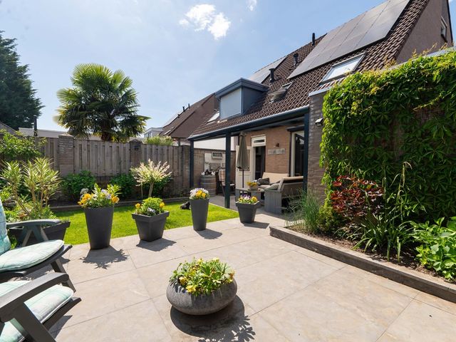Molenveldstraat 16, Baarlo Lb