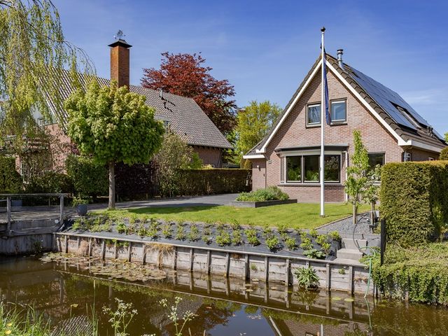 Koewijzend 43A, Zwaag