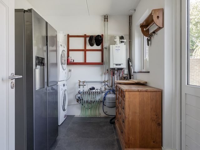 Koewijzend 43A, Zwaag