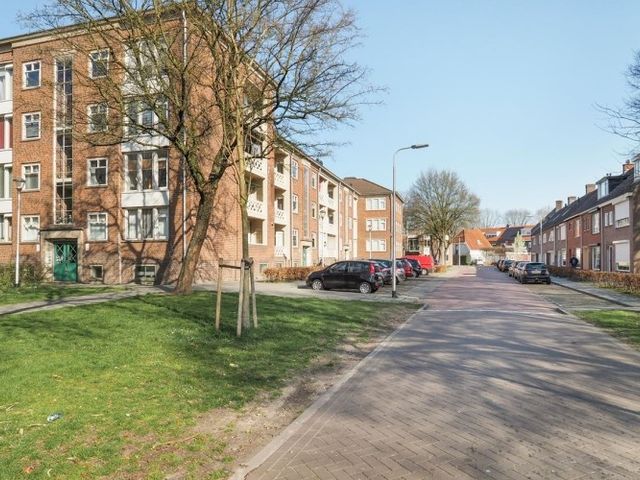 Nassaustraat , Tilburg