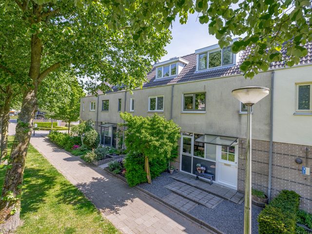 Mina Druckerhoeve 8, Waddinxveen