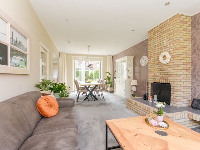 Waldeck Pyrmontstraat 7, Maasdijk