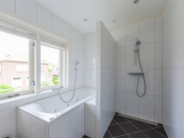 Waldeck Pyrmontstraat 7, Maasdijk