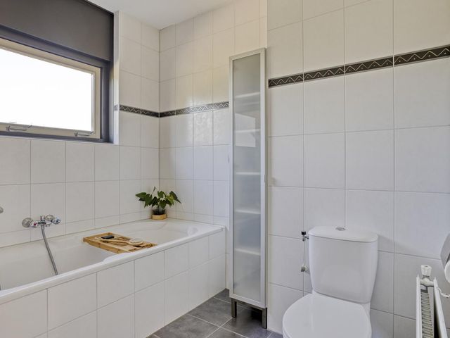 Elzenseloop 8, Heesch