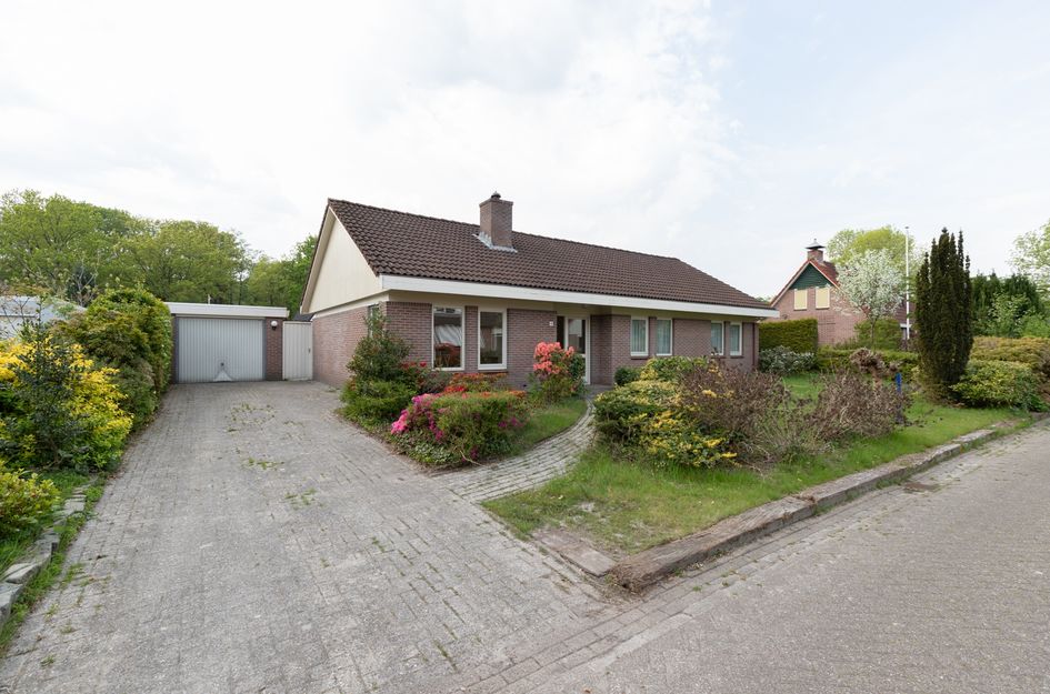 Voeghouten 4