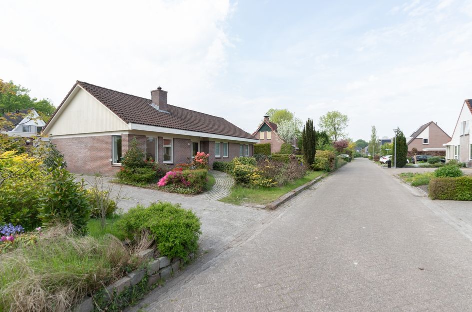 Voeghouten 4
