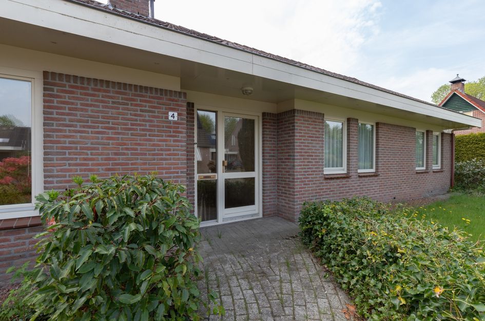 Voeghouten 4