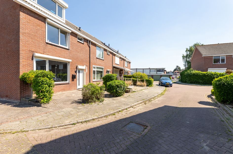 Zuiderzeestraat 8
