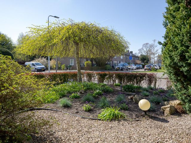 Van Helsdingenlaan 19, Voorschoten