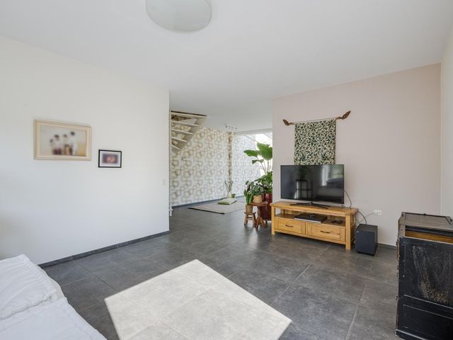 Van Helsdingenlaan 19, Voorschoten