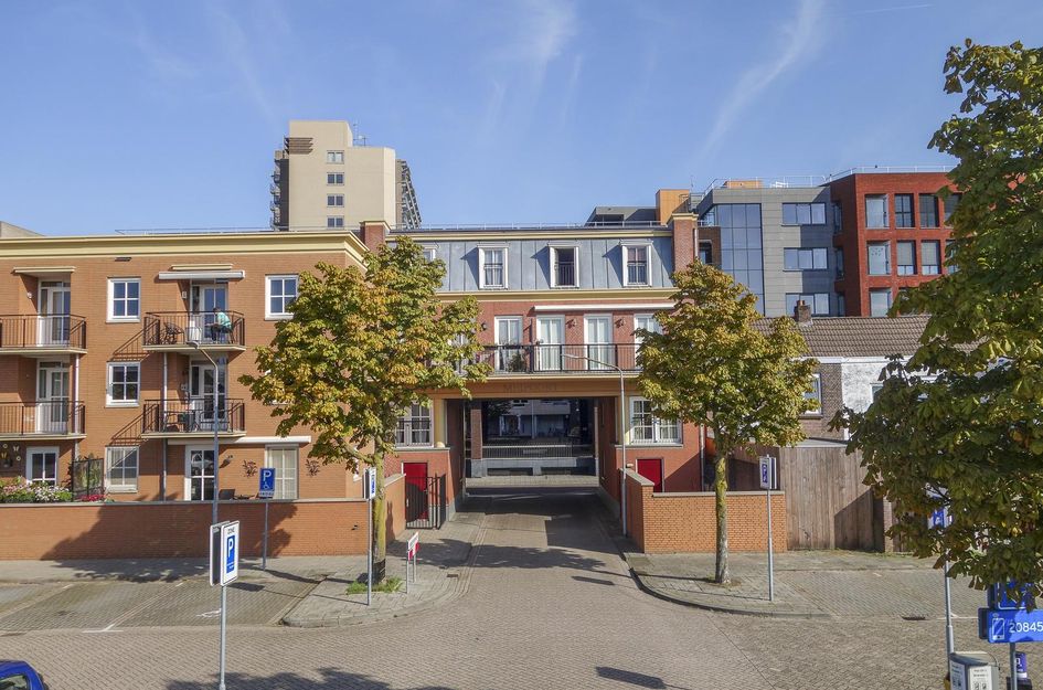 Kluisstraat 42