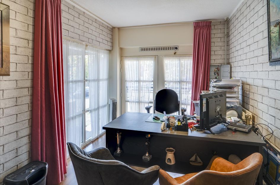 Kluisstraat 42
