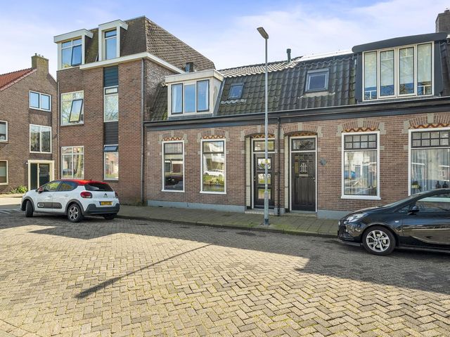 Spoorgracht 8, Den Helder