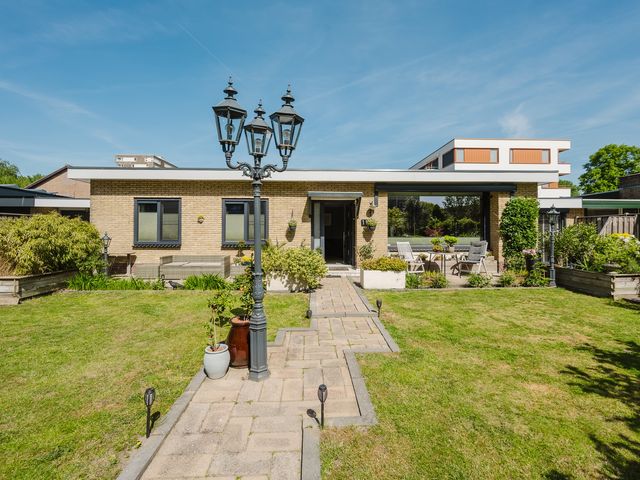Akeleistraat 11, Spijkenisse