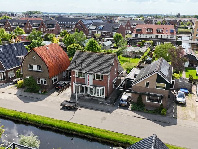 Westeinde 49, Roelofarendsveen