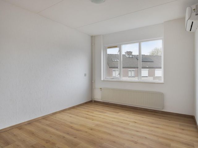 Steenkamplaan 43, Terneuzen