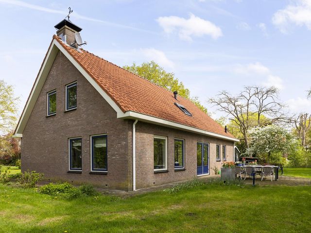 Kanaalweg 32, Schoonebeek