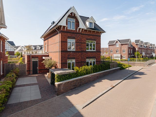 Oude Rijnsburgerweg 94, Oegstgeest