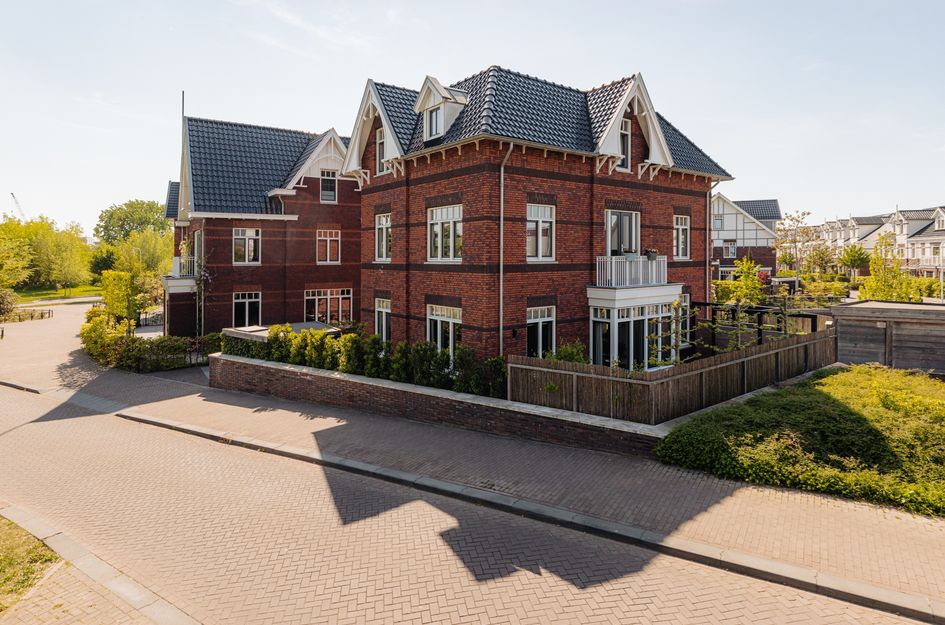 Oude Rijnsburgerweg 94