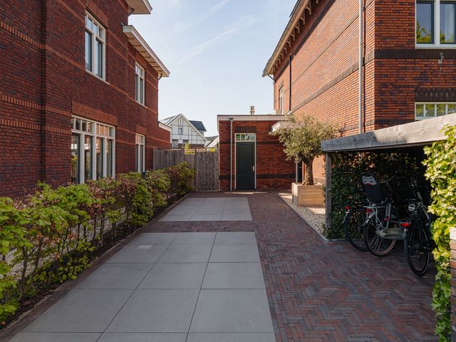 Oude Rijnsburgerweg 94, Oegstgeest