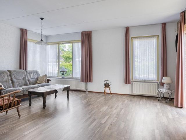 Koningszuur 2, Dodewaard