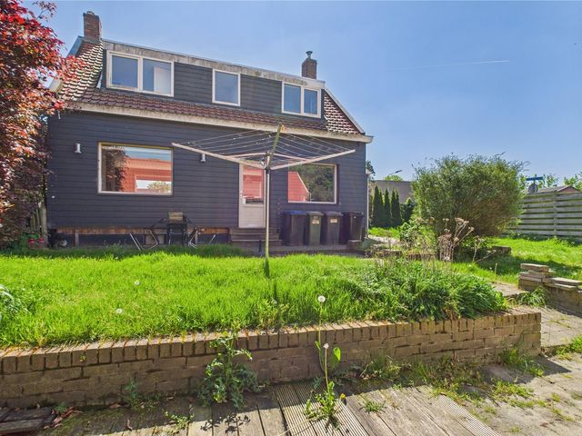 Plevierstraat 31, Hengstdijk