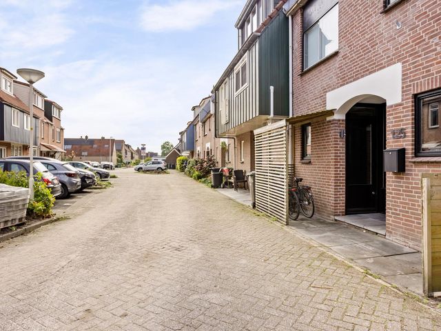 Hoekerkade 125, Zoetermeer