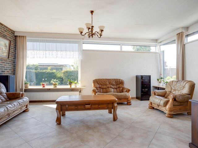 Hagenaarpark 26, Maasbracht