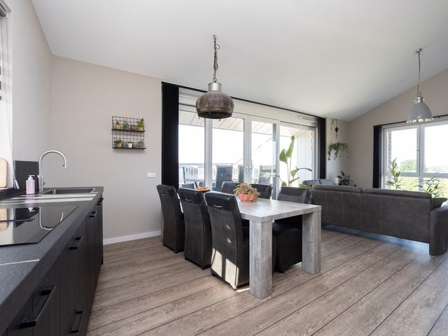 Klapwijkse Zoom 199, Berkel en Rodenrijs