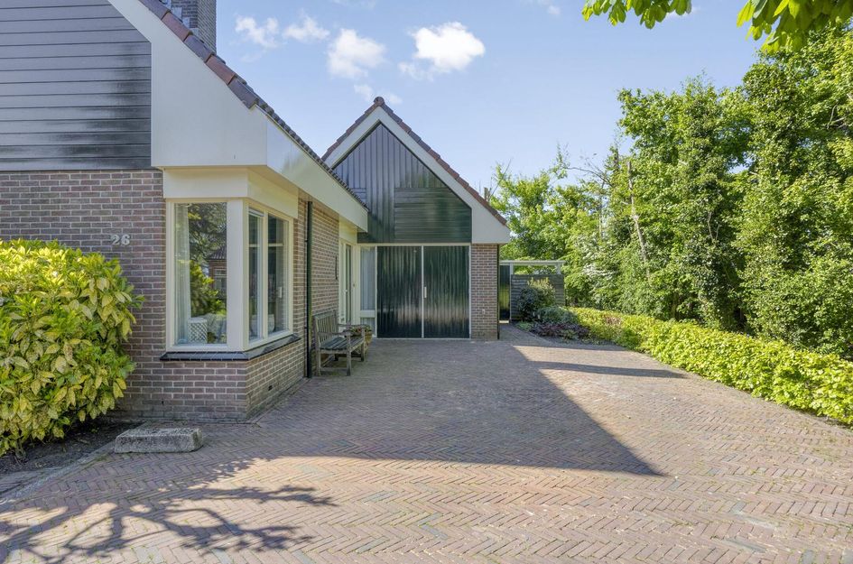 Dorpsstraat 26
