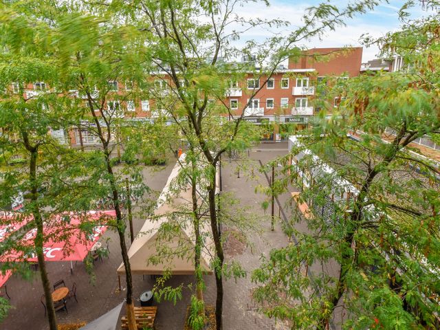 Polderplein 76, Hoofddorp
