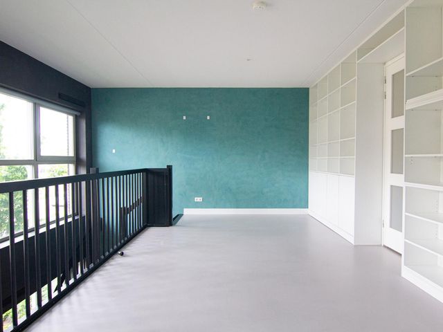 Lapis Lazuli 8, Heerhugowaard