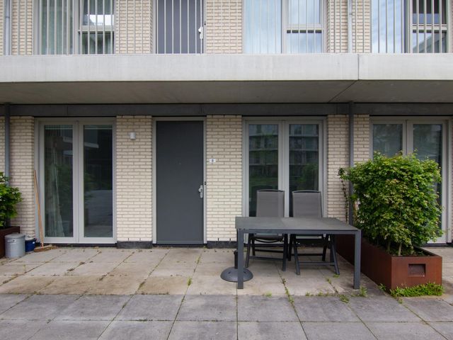 Lapis Lazuli 8, Heerhugowaard